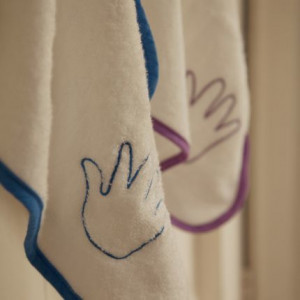 Cuddledry Blue/Natural White Bamboo Hand Towel